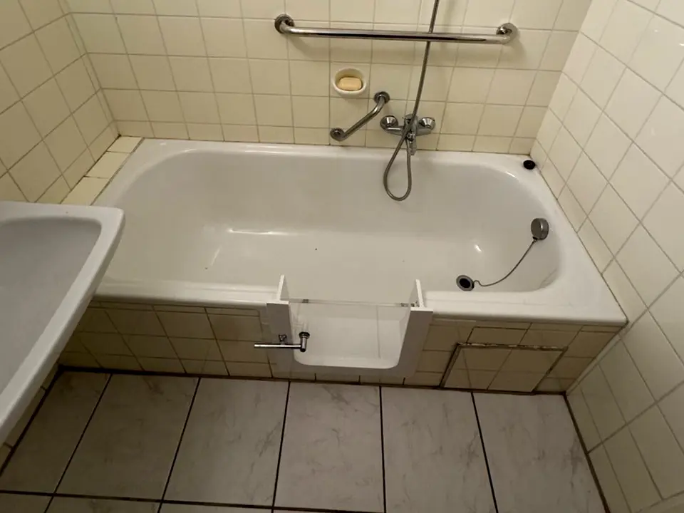 Badewannentür Abdichtung