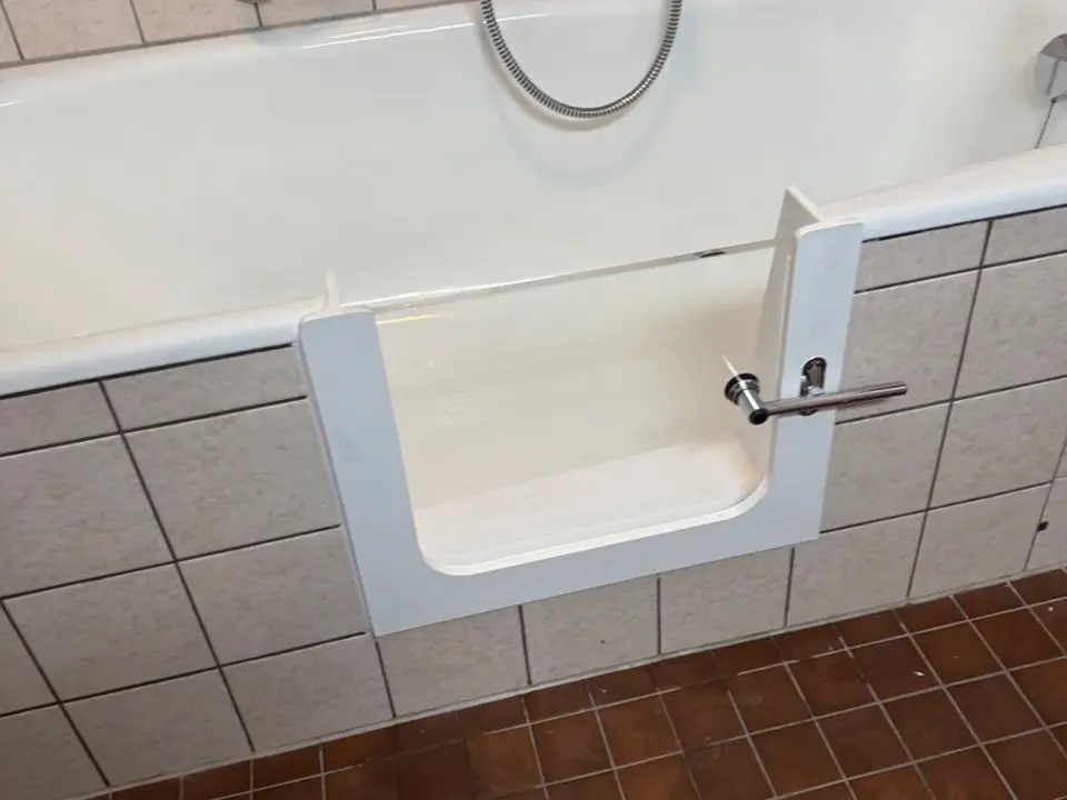 Badewannentür einbau Badezimmer-beispiel