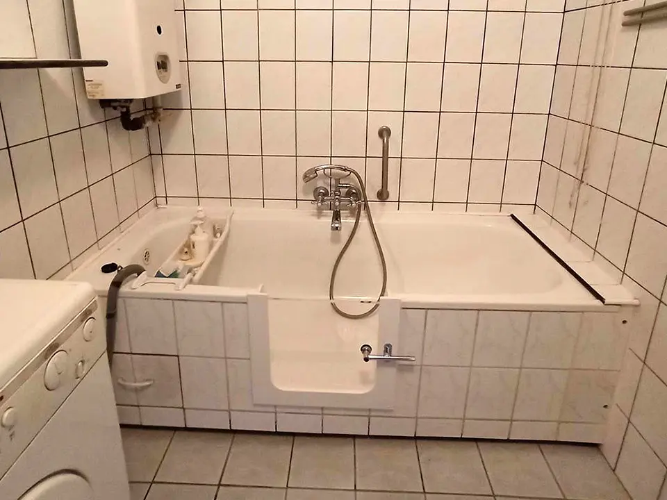 Badewannentür Montage