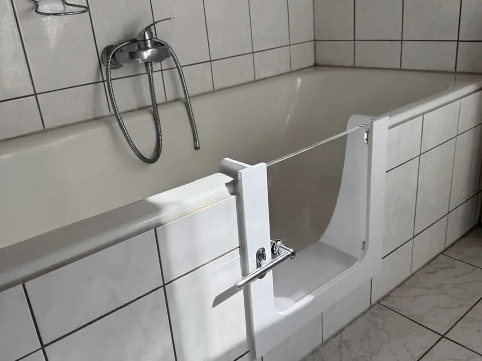 Badewannentür nachrüsten